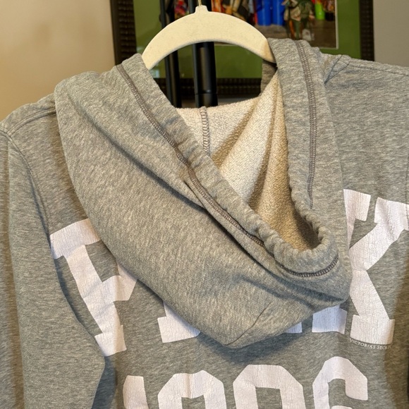 Victoria's Secret “PINK 1986” Gray Hoodie Sweater circa 2007 - Picture 5 of 9